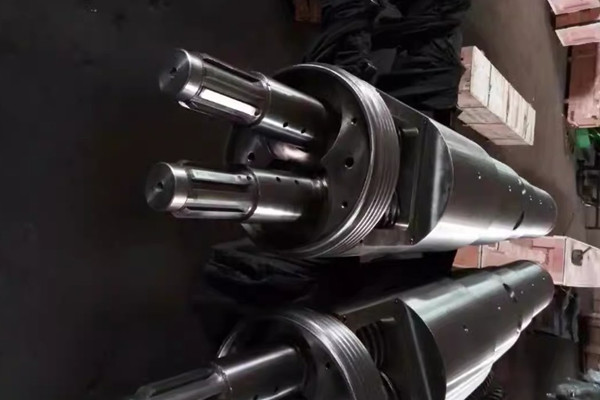 單螺桿與雙螺桿橡膠擠出機(jī)的螺桿機(jī)筒系統(tǒng)結(jié)構(gòu)與適用場(chǎng)景